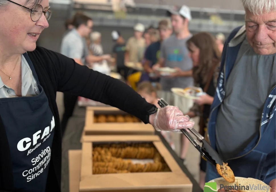 Just over 500 attend Farmer Appreciation Lunch